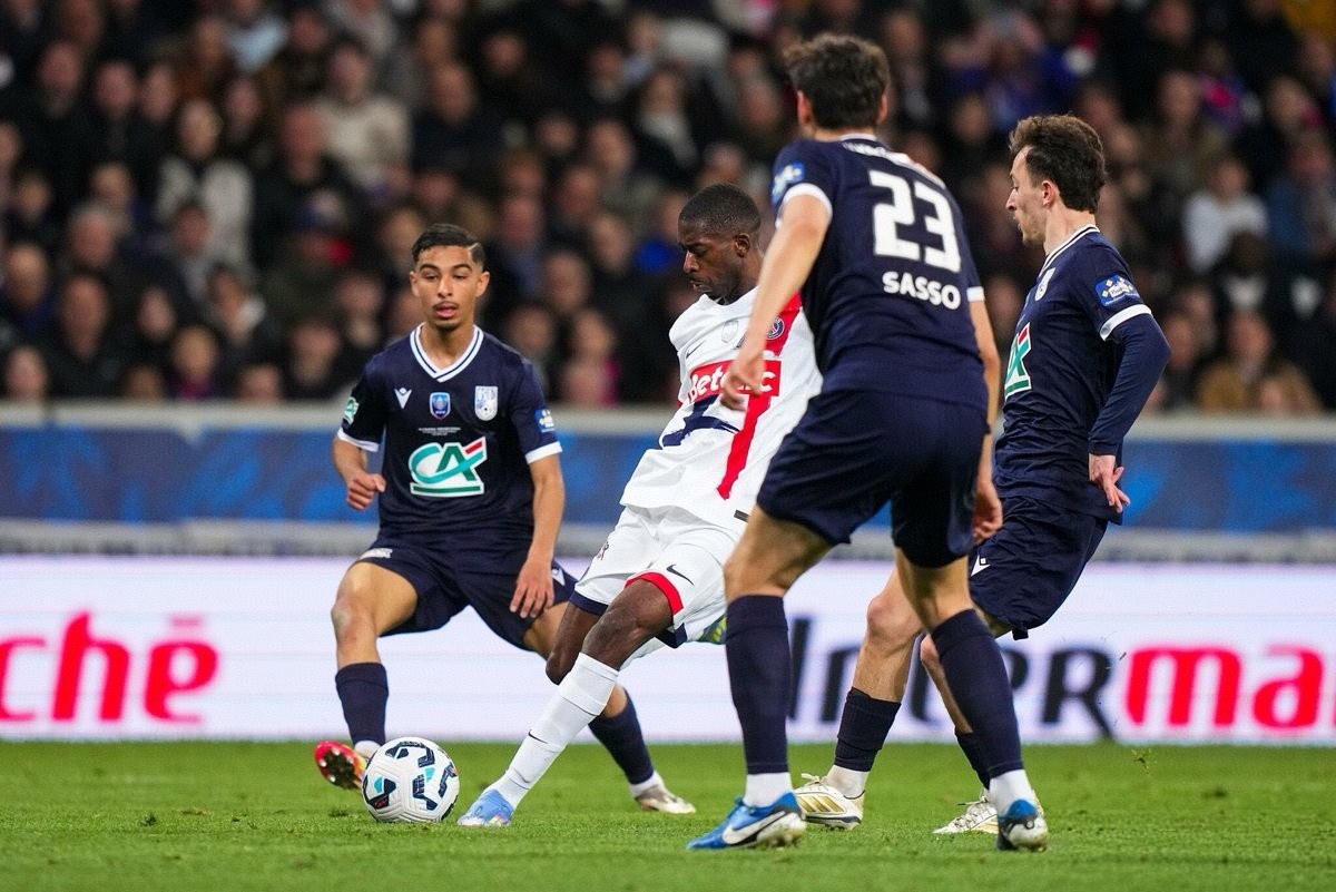 窗口期法国杯焦点战，波尔图回应争议，气氛紧张，阵容厚度经受考验(敦刻尔克vs甘冈预测分析)