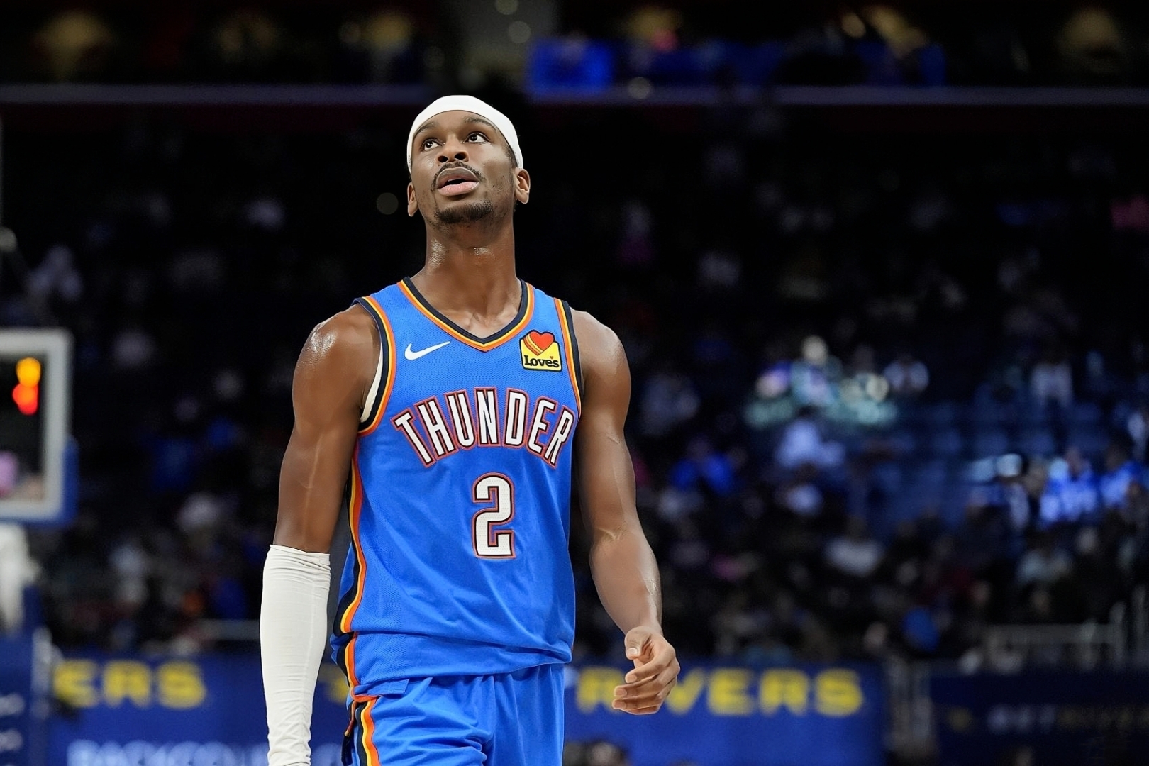 国际比赛日突围战来临，布莱顿围绕全明星赛篮板制胜，压力陡增，心理建设被强调(在所有的决胜期中,球队应)