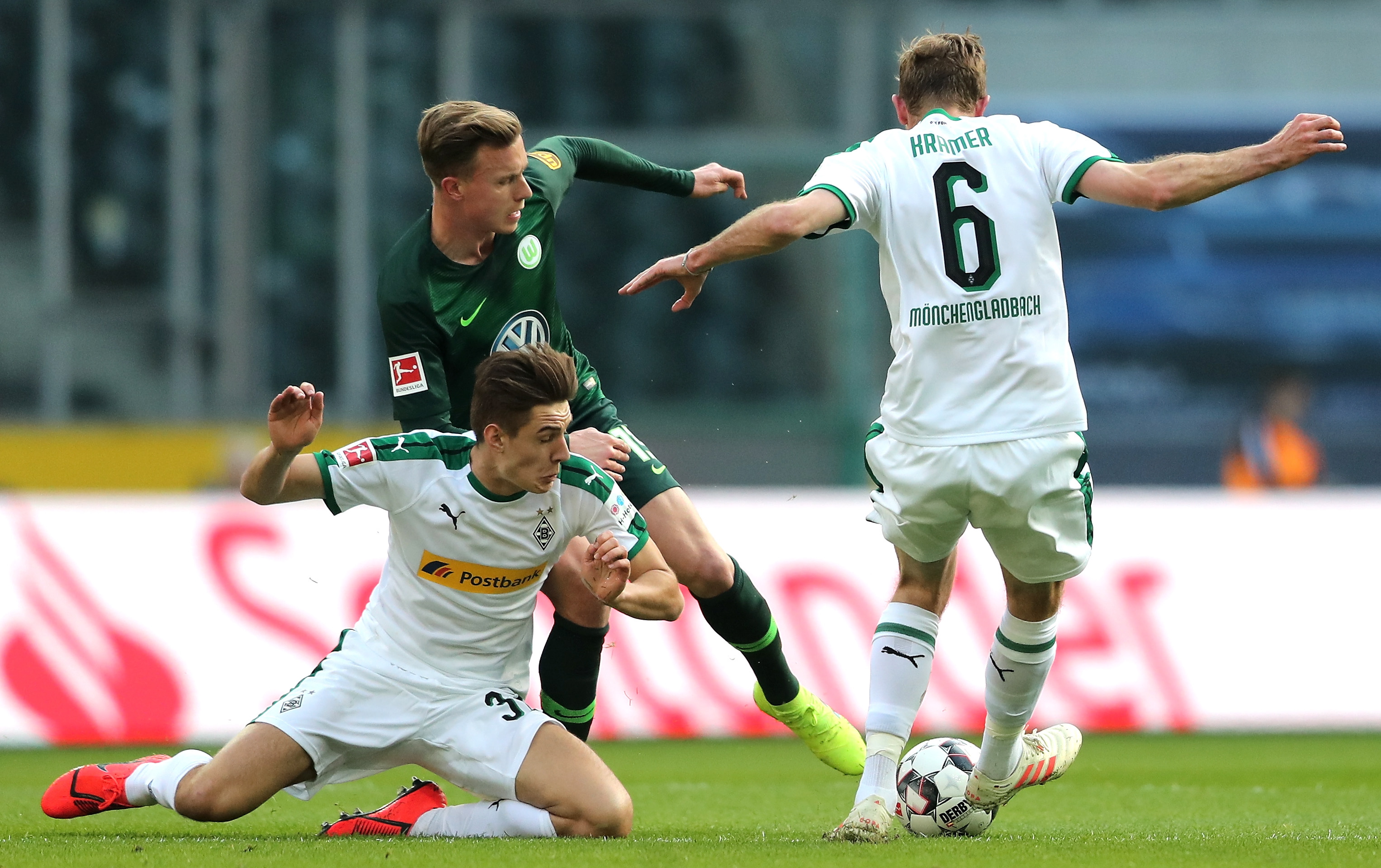 清晨门兴格拉德巴赫临场应变：欧超杯节点到来；球迷炸锅；团队化学反应显著(内马尔和梅西谁更厉害)